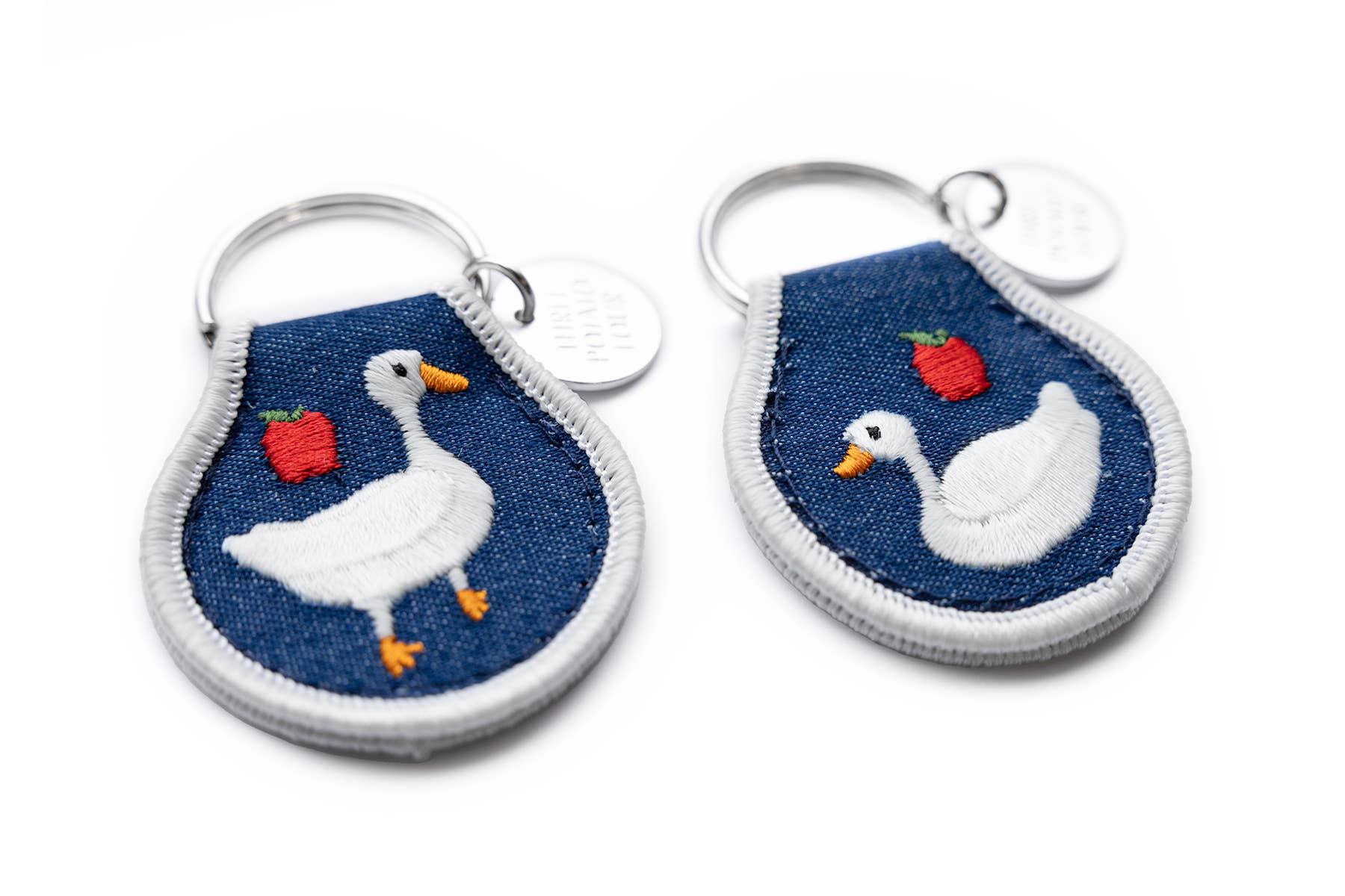 Patch Keychain “Cottage Goose” – Embroidered Cotton