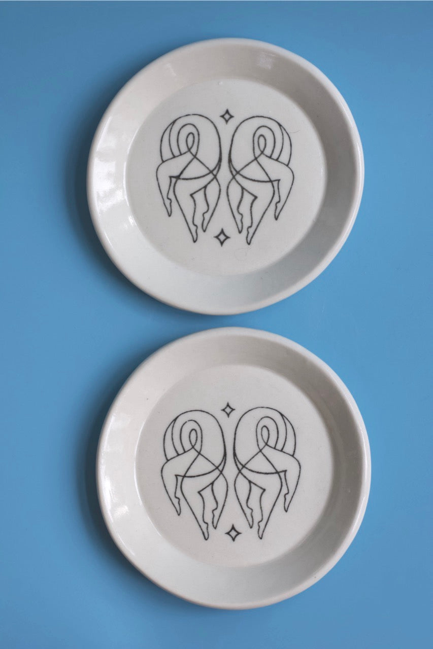 Zaftig Yenta - 4" Dish