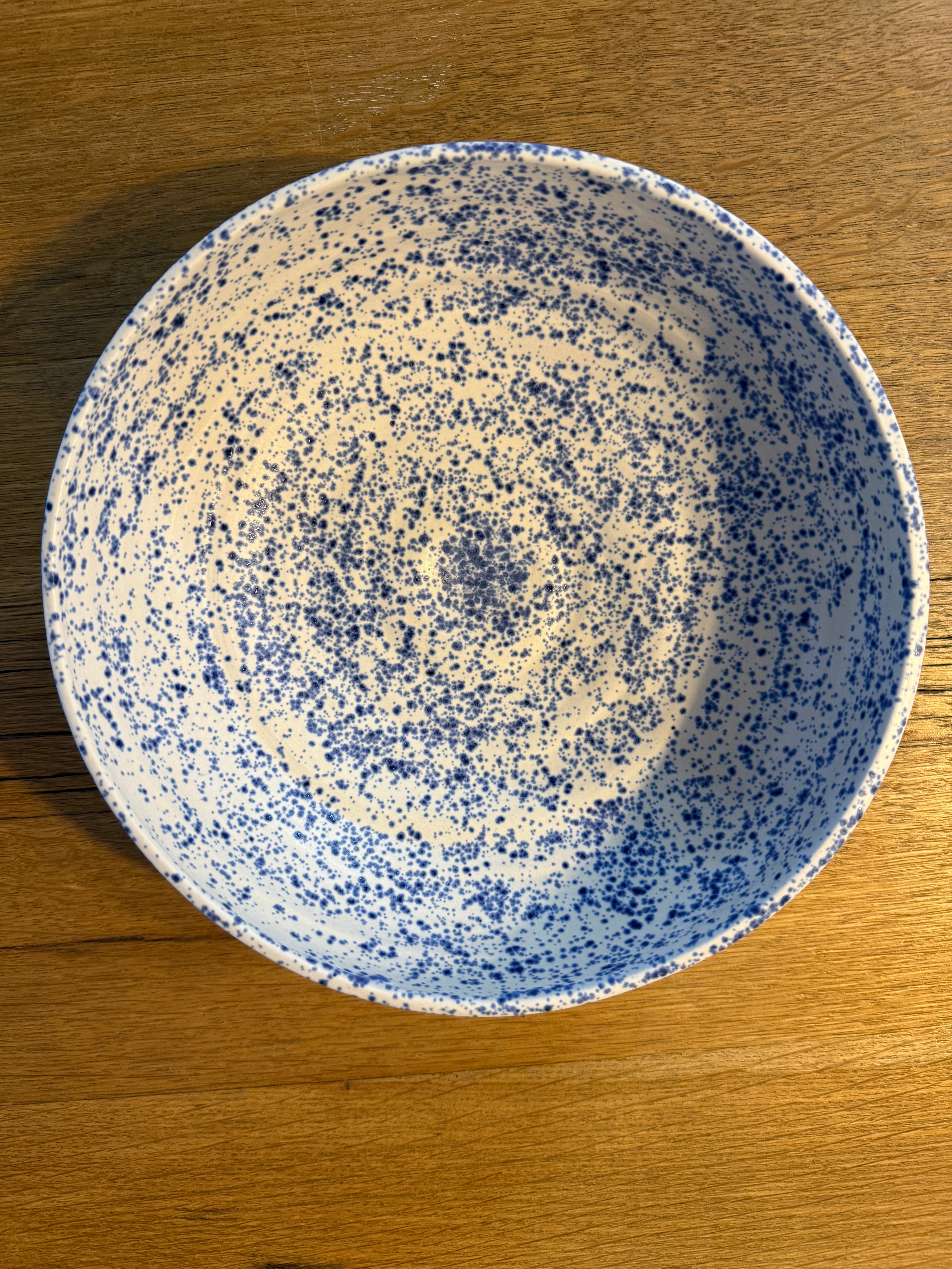 Serving Bowl (Medium, Blue Splatterware)