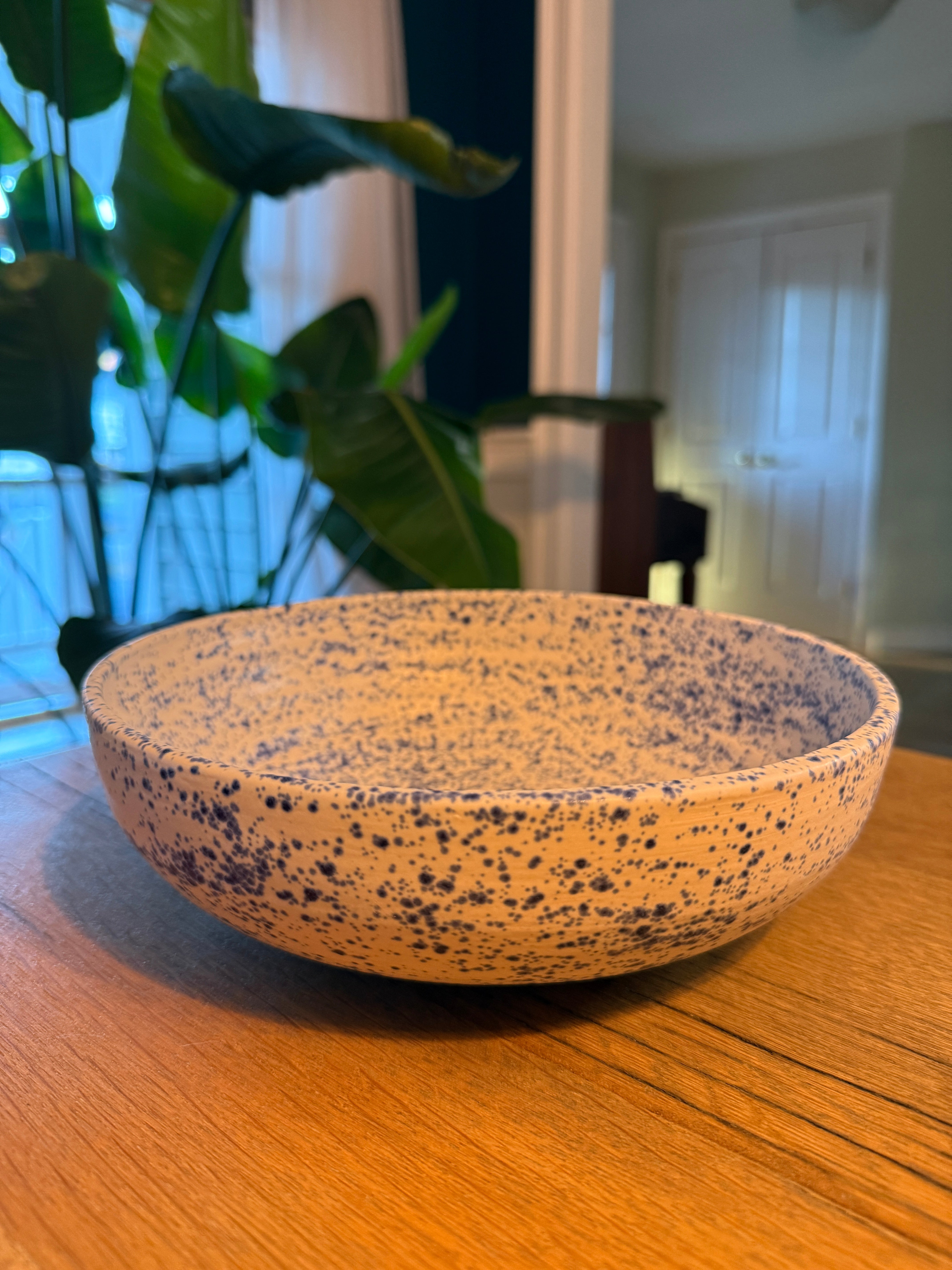 Serving Bowl (Medium, Blue Splatterware)