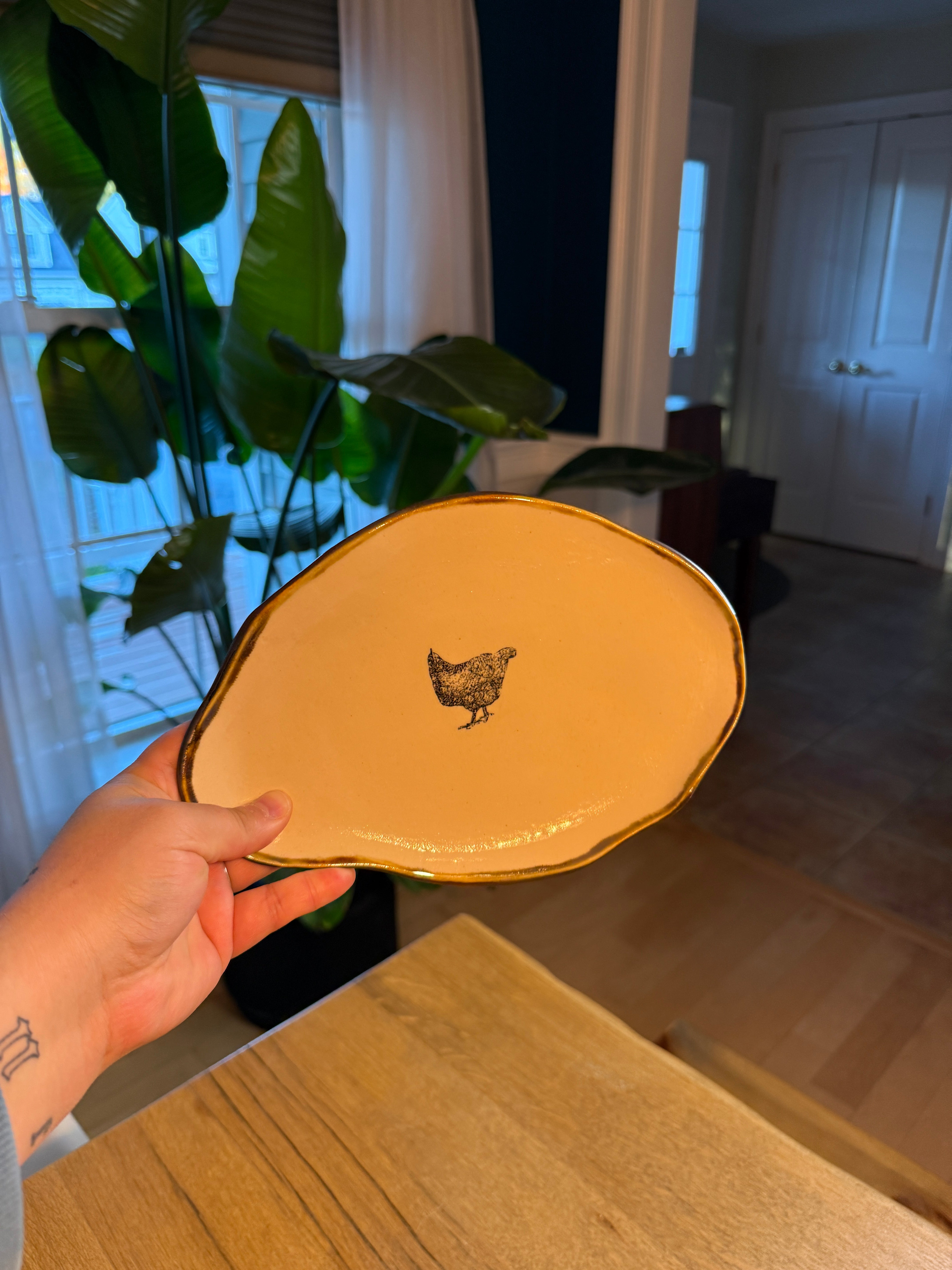 Organic Chicken Plate (Medium, Walnut)