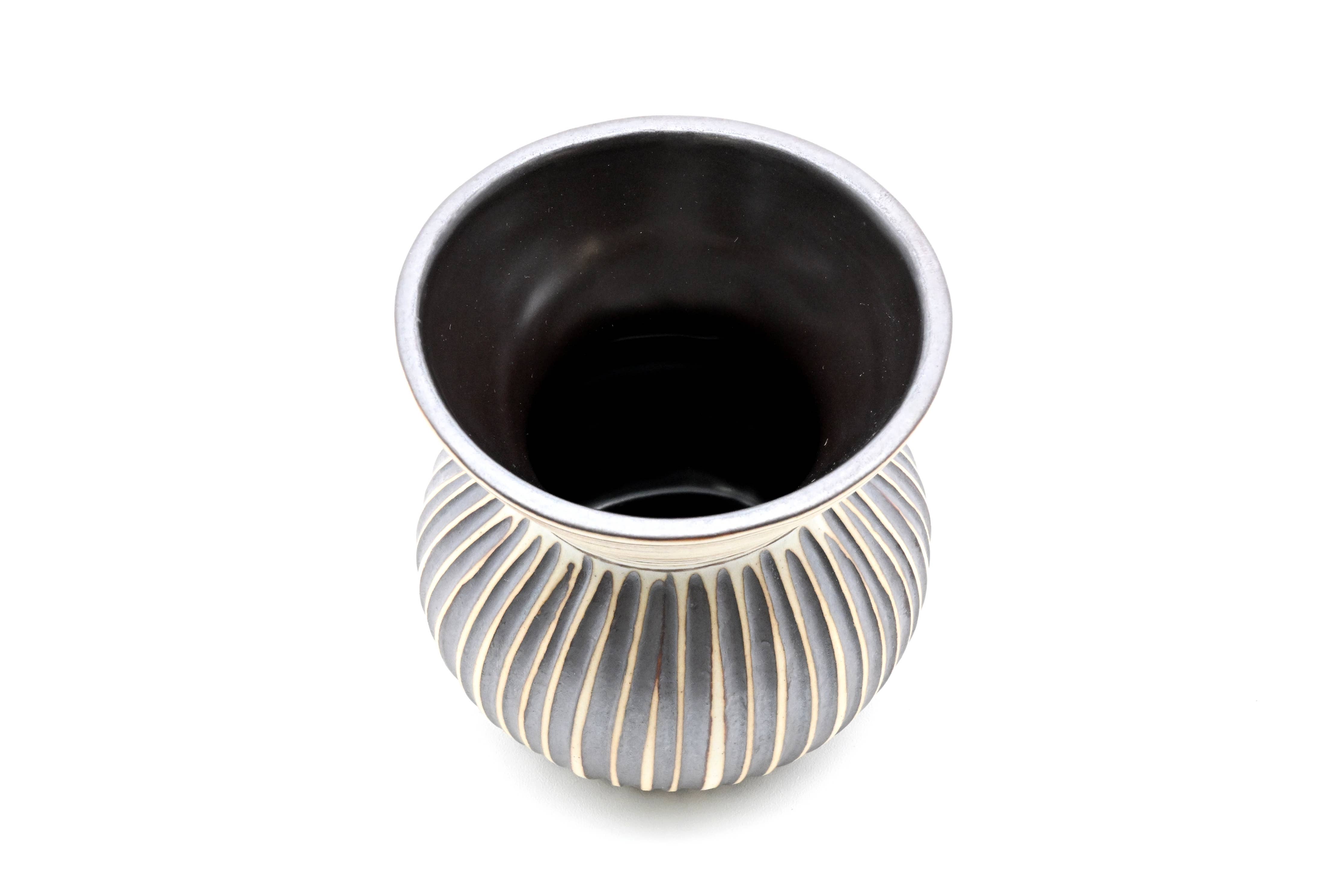 Handcrafted Porcelain Vase - JUBE Mini