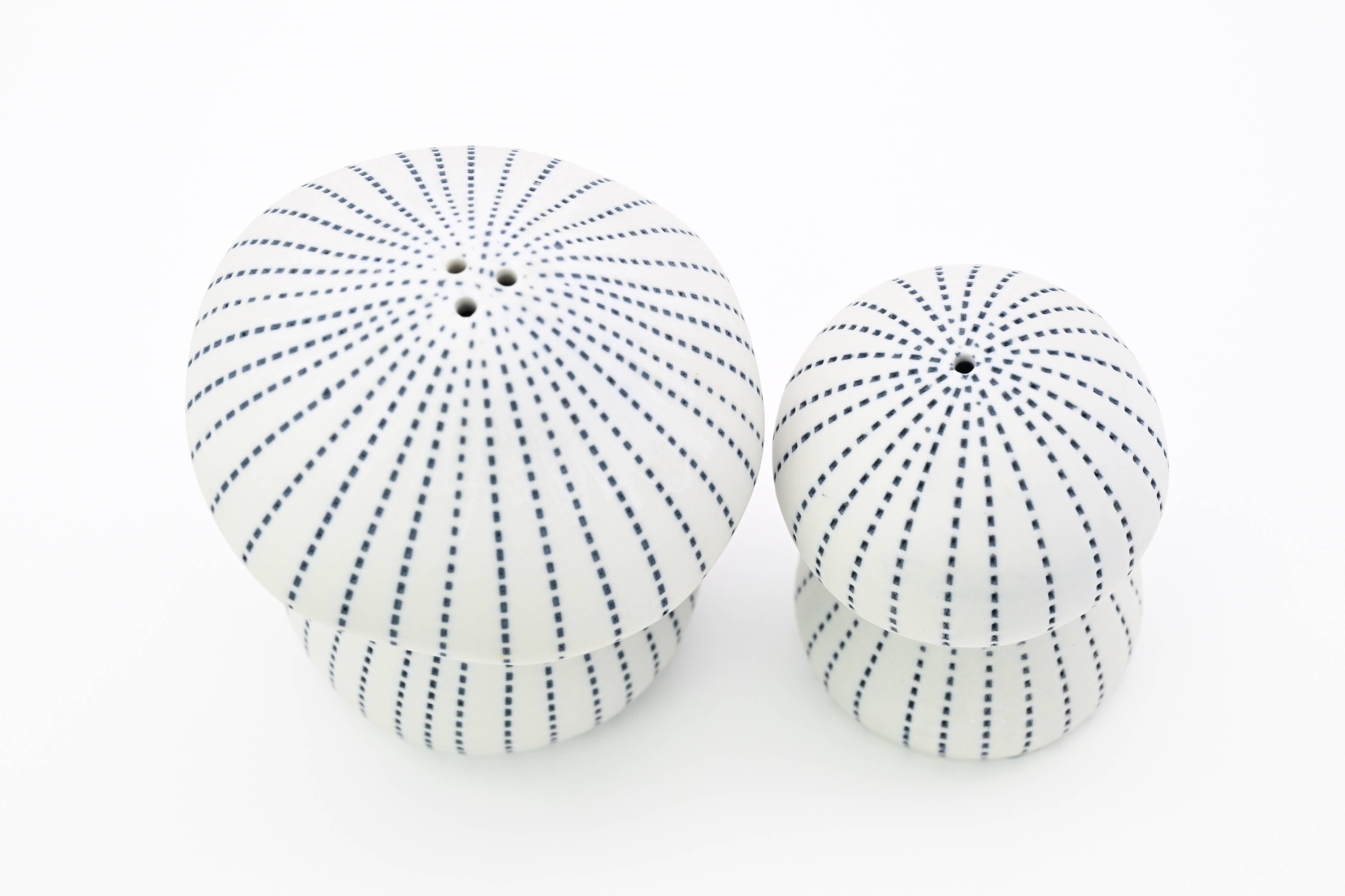 Mushroom Handcrafted Porcelain Salt and Pepper Shaker Set